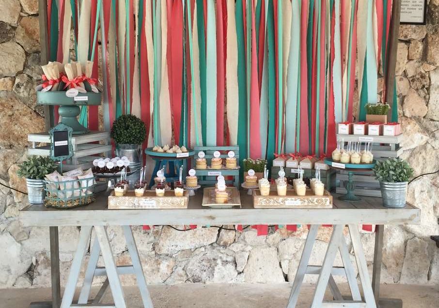 Sweet table corail et vert d’eau