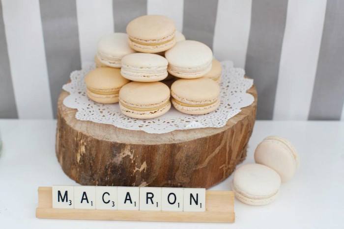 Mariage vintage - macarons vanille et café