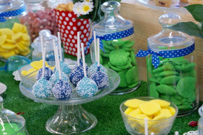 Kiri sweet table - Cake pops bleu foncé et bleu turquoise