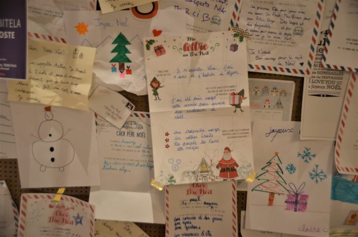 Maison du père noel chez Au Féminin - lettre au père noel