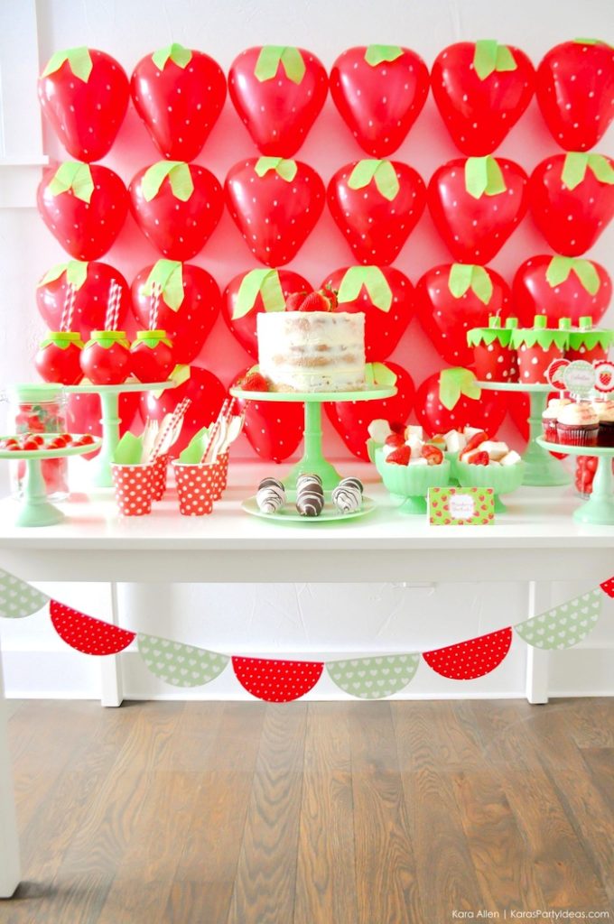Saint valentin à la fraise - Studio Candy - Sweet table