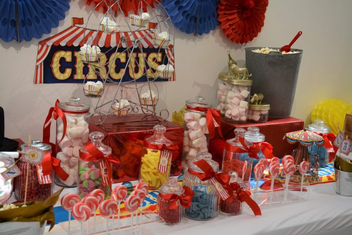 Candy Bar Circus / fête foraine pour Dulux Valentine