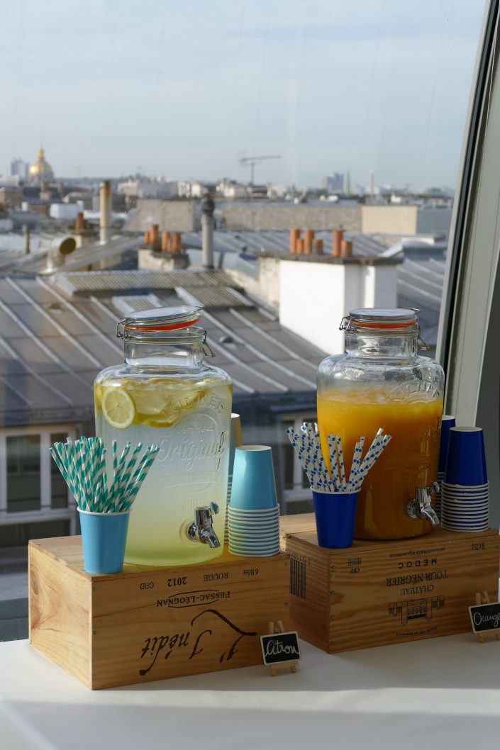 Fontaines à boissons par Studio Candy : citronnade et jus d'orange sur les toits de Paris