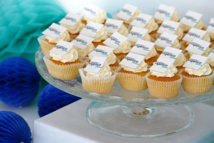 Cupcakes coeur Nutella et crème vanille avec le logo Ingenico en impression alimentaire par Studio Candy