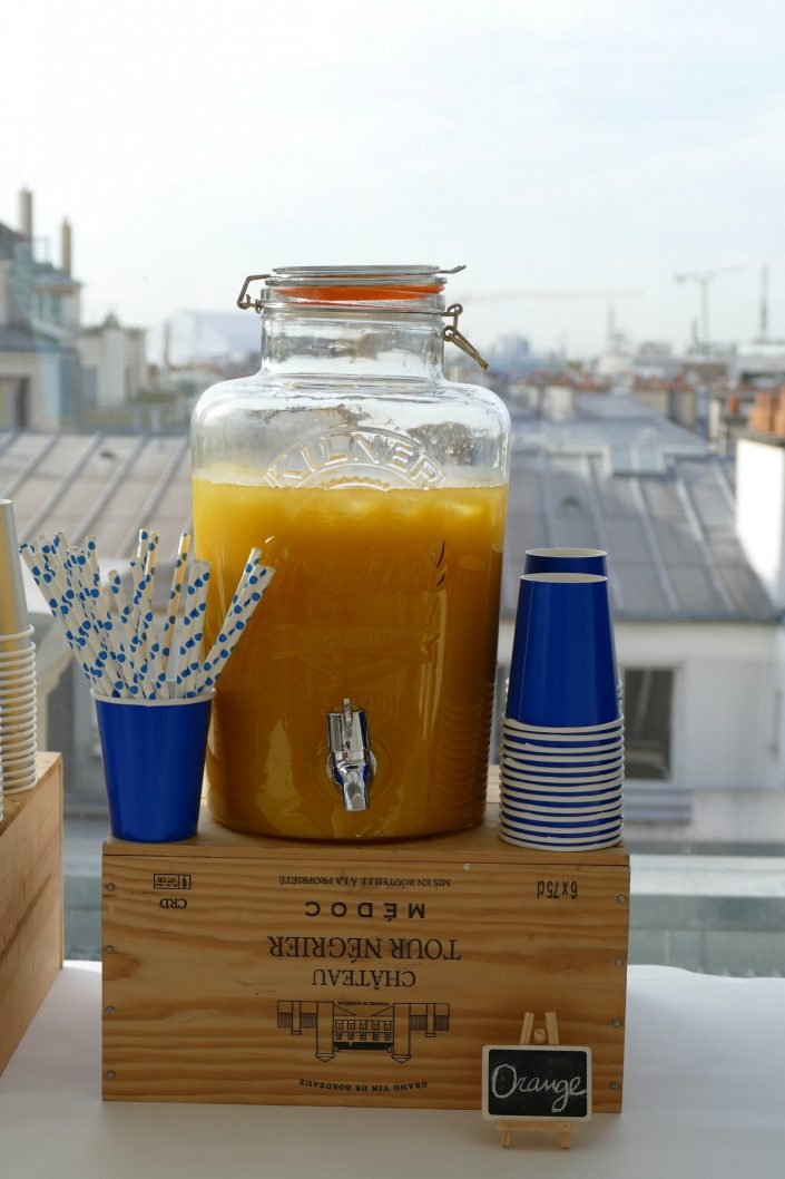 Fontaines à boissons par Studio Candy : citronnade et jus d'orange sur les toits de Paris