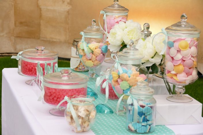 Candy Bar pastel pour Le Déjeuner sur l'herbe de Kering par Studio Candy