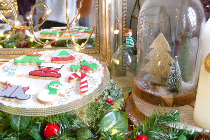 Sablés décorés thème Noël : bonhomme de neige, sucre d'orge, renne, sapin, flocon