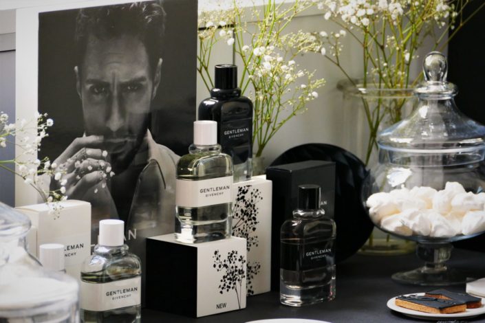 Candy Bar pour Givenchy - Nouveau parfum Gentleman - sablés décorés en noir et blanc - bonbons, meringues