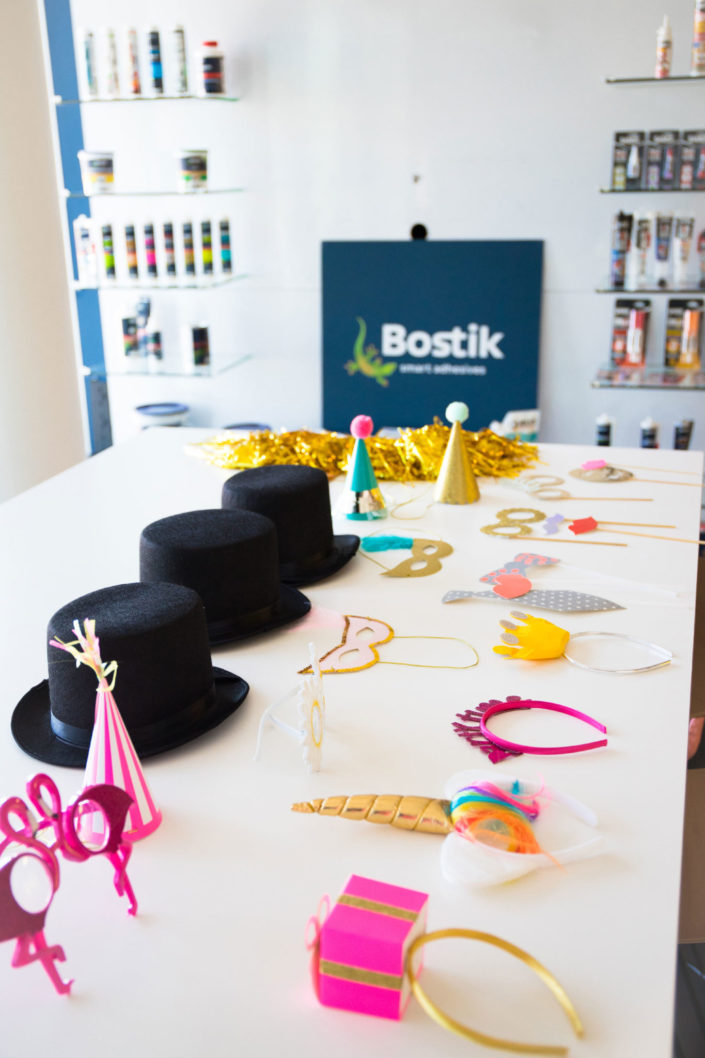 c'est la fête chez Bostik - Par Studio Candy - Photobooth, gouter, candy bar, sablés décorés, cupcakes