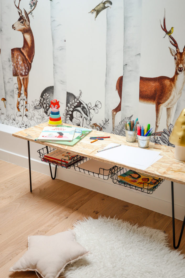 Tuto DIY par Studio Candy : fabrication d'un banc à chaussures ou petite table enfant.