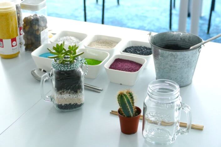 Cocktail déjeuner et atelier créatif petit terrarium réalisé pour l'équipe RH d'Arkema - Décoration thème printemps