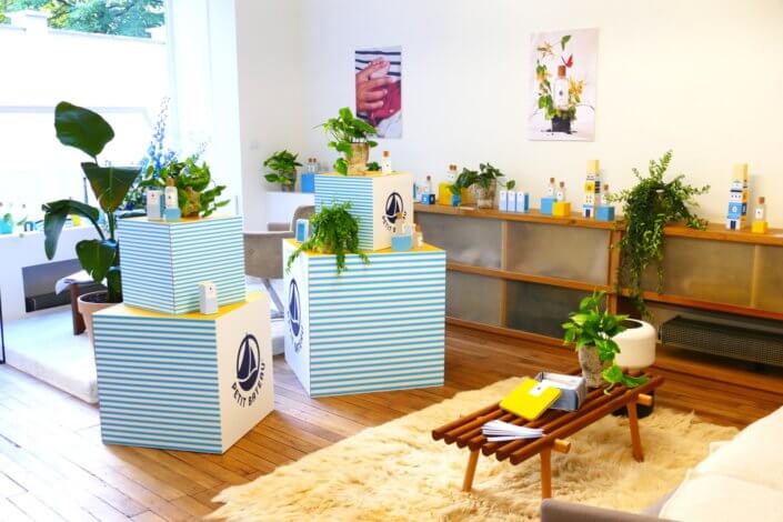 Evenement presse lancement du parfum Petit Bateau avec table sur mesure et des sablés décorés Studio Candy