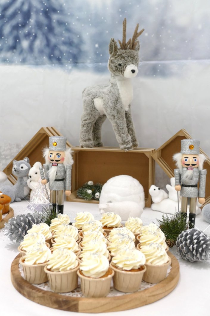 Arbre de Noël Aldi par Studio Candy avec goûter de Noël polaire, ateliers créatifs, maquillage enfants, contes de Noël, lutin et Père Noël