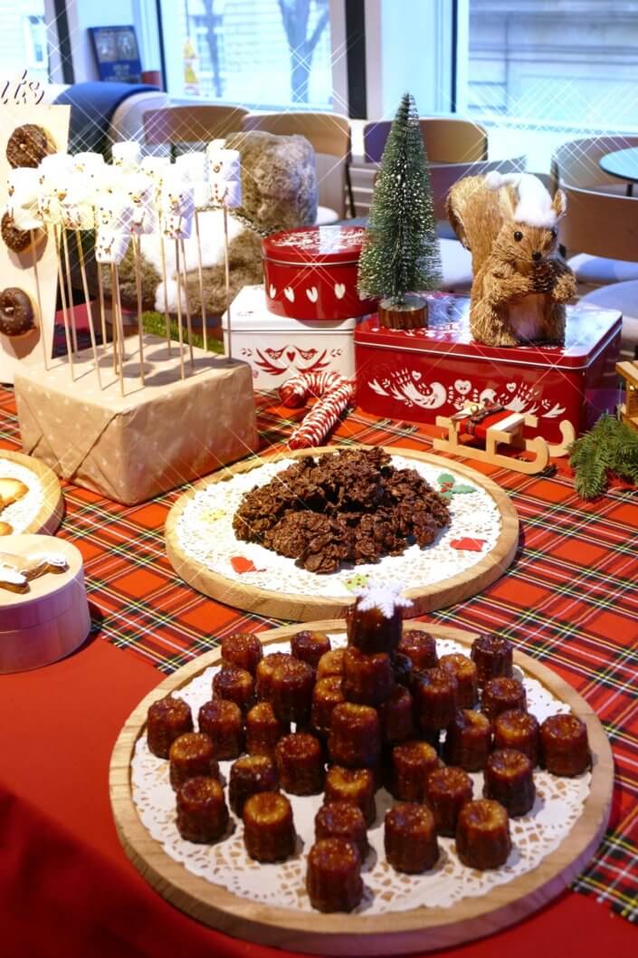 Arbre de Noël chez Unibail Rodamco Westfield par Studio Candy : goûter de Noël, décoration, Père Noël, ateliers créatifs, spectacle de Noël pour enfants