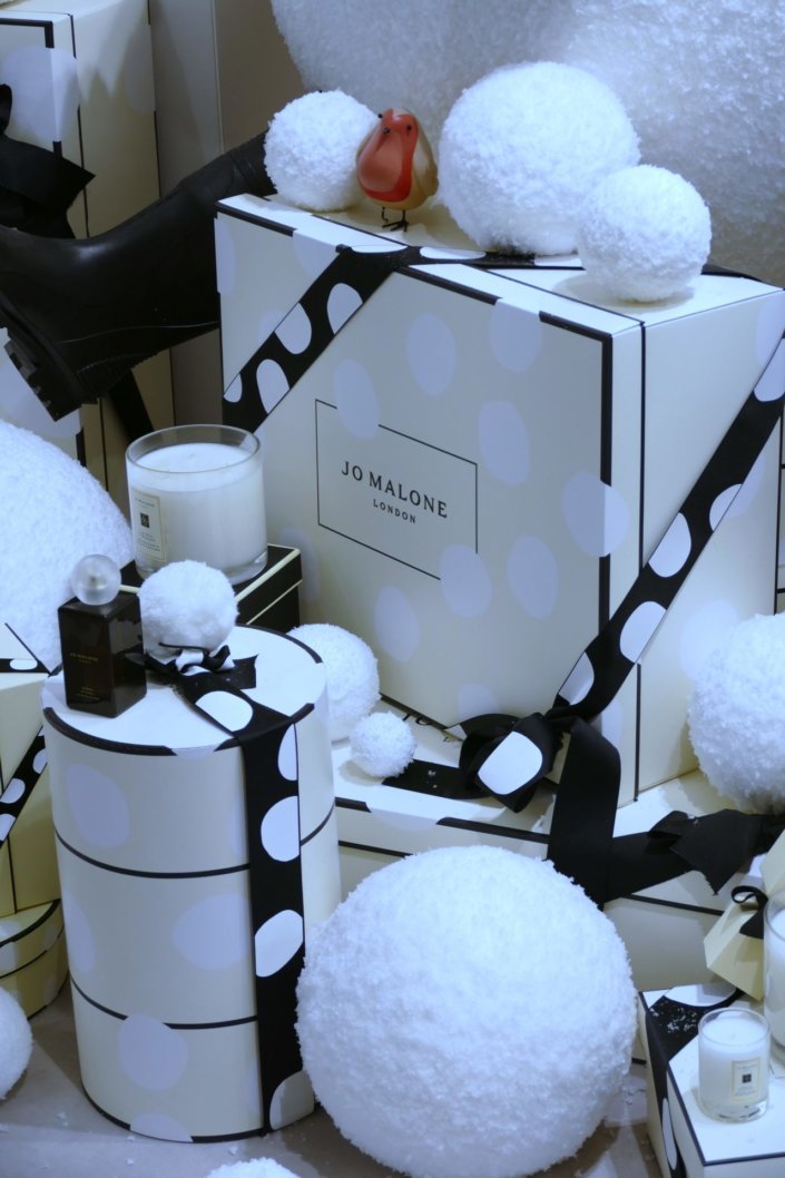 Goûter de Noël pour Jo Malone par Studio Candy - sablés décorés sur mesure, pâtisseries, décoration, fleurs fraîches et bougies