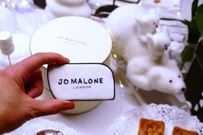 Goûter de Noël pour Jo Malone par Studio Candy - sablés décorés sur mesure, pâtisseries, décoration, fleurs fraîches et bougies