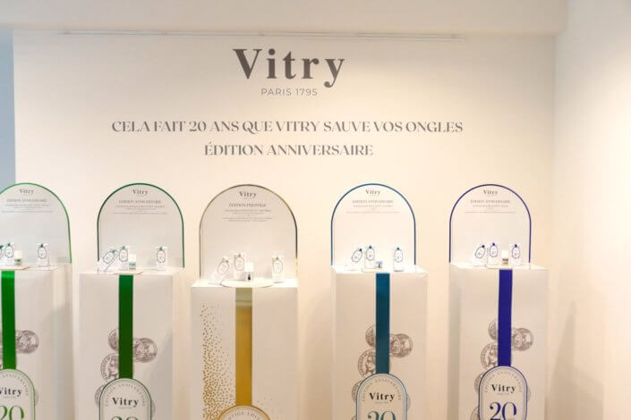 evenement influenceuses vitry avec studio candy table feurie et colorée, sablés décorés sur mesure