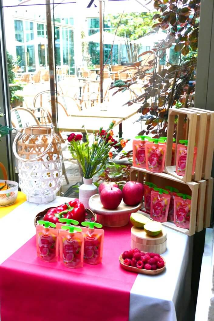 scenographie pour pompotes au hoxton a paris par studio candy