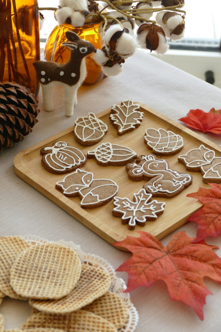 gouter d'automne chez La Francaise par Studio Candy avec pâtisseries maison sur mesure, décoration et scénographie automnale