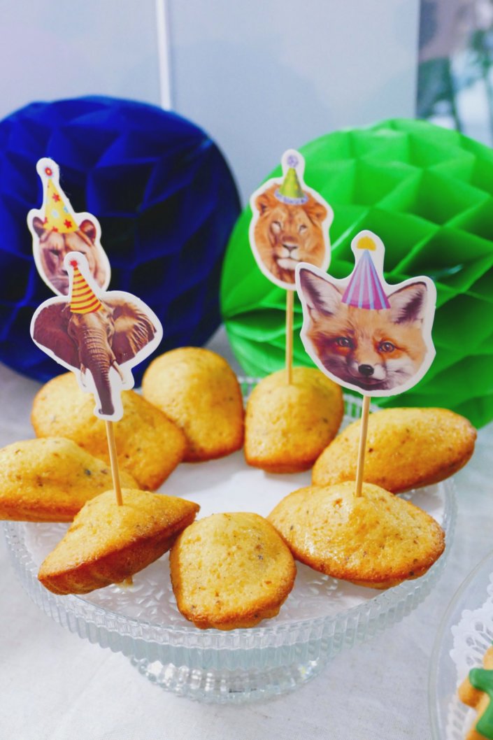 Petit déjeuner chez Pinterest sur le thème Throwback kids avec pleins de couleurs